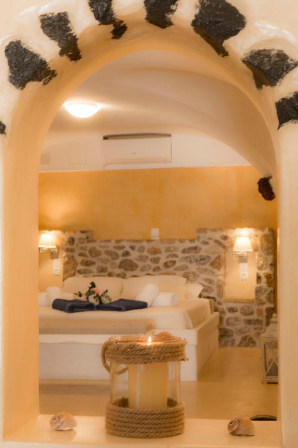 Linos Suites Emporio  외부 사진