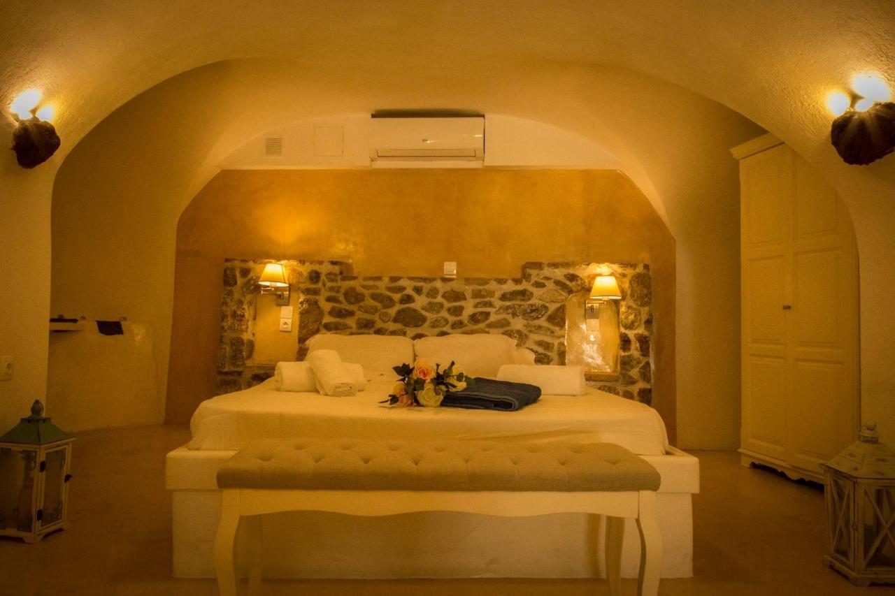 Linos Suites Emporio  외부 사진